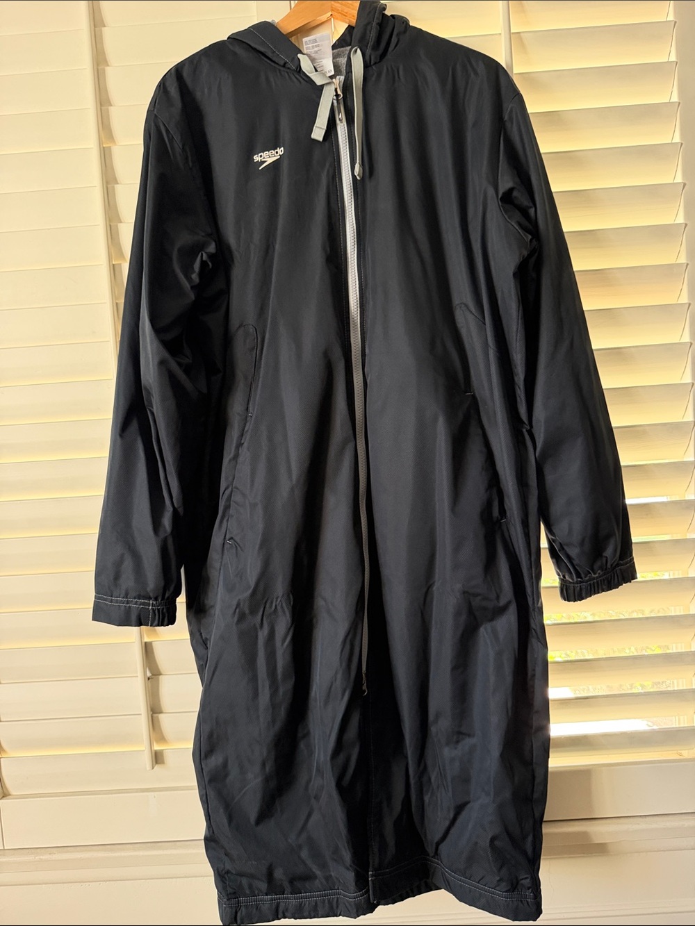 Speedo Black Long Hooded Swim Parka with Zip Front